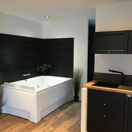 Le Cocon Du Bourg D'agon Apartment